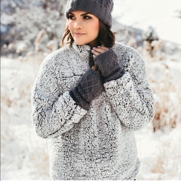 The 1 & only Thread and Supply Lazy Sunday Fleece - Picture 3 of 5